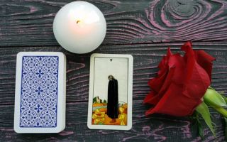 The Five of Cups meaning in love, future and money readings